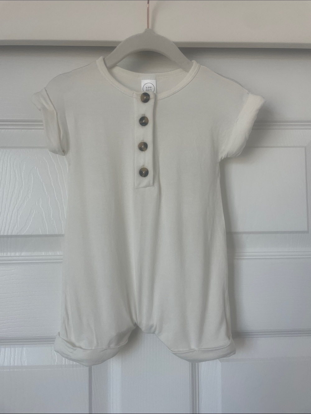 Lou Lou & Company Short-Sleeve Henley Romper 6-12M (EUC)